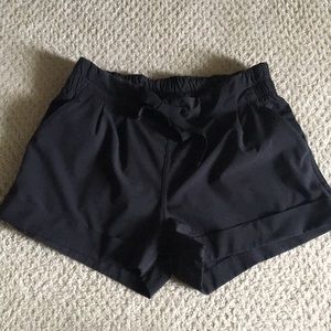 Lululemon short